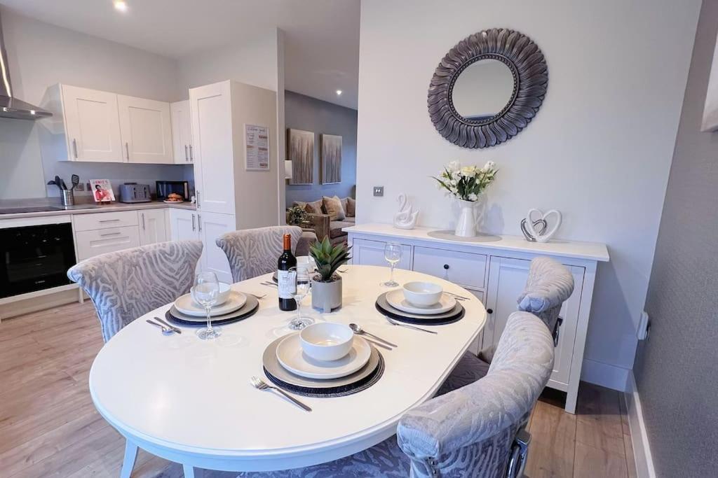 No6, Luxury Townhouse Near Bicester Village Екстер'єр фото